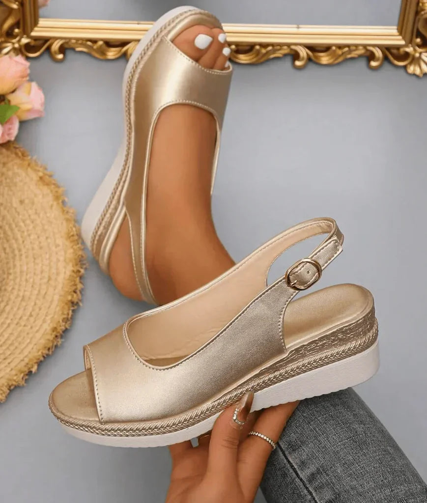 Kenzie™ – Platformové sandály s páskem za patou