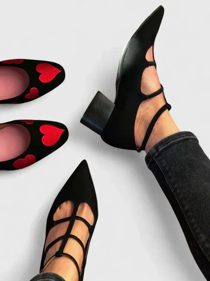Reese - Lodičky s pásky, uzavřená špička, elegantní design
