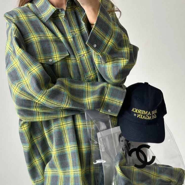 Kaia | Vintage oversized košile s dlouhým rukávem a límečkem pro ženy