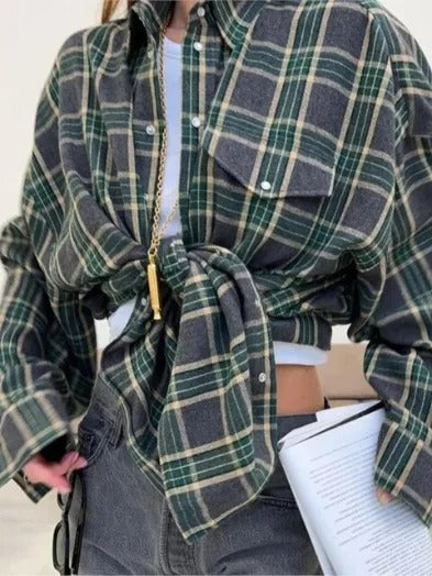 Kaia | Vintage oversized košile s dlouhým rukávem a límečkem pro ženy